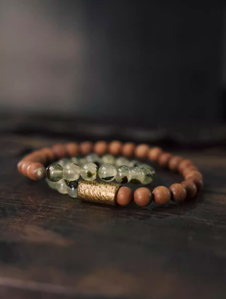 Green hair crystal sandalwood bead bracelet